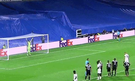 1632861002023036492.gif 18.gif