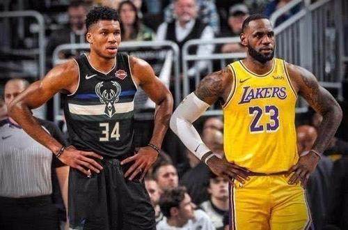 星空体育-互吹!字母哥:詹姆斯是现役最佳 詹皇:他还能进步